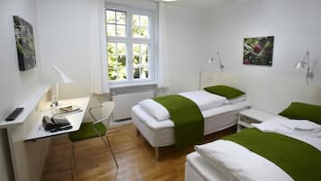 Double or Twin Room | Hypo-allergenic bedding, desk, iron/ironing board, free WiFi