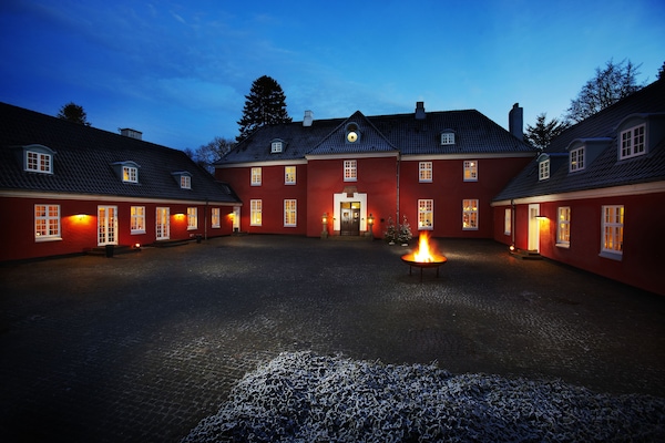 Front of property – evening/night