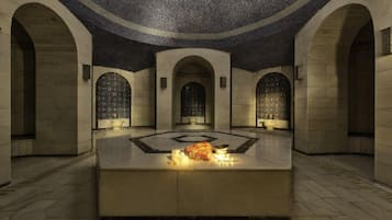 Sauna, hammam, soins corporels, soins d'aromathérapie, massages thaïs
