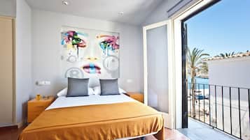 Quarto casal premium, vista para o mar (Building A) | 1 quarto, escrivaninha, ferros/tábuas de passar roupa, Wi-Fi de cortesia