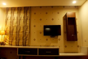 Luxury Room | Room amenity