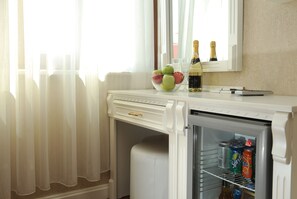 Minibar - Hotel Coliseum (Istanbul)