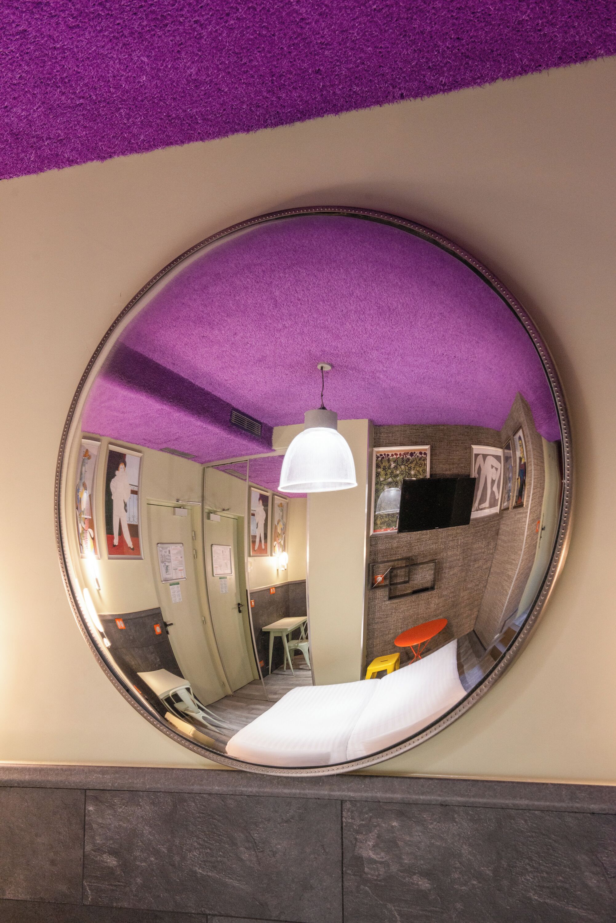 in-room safe, free wifi, bed sheets