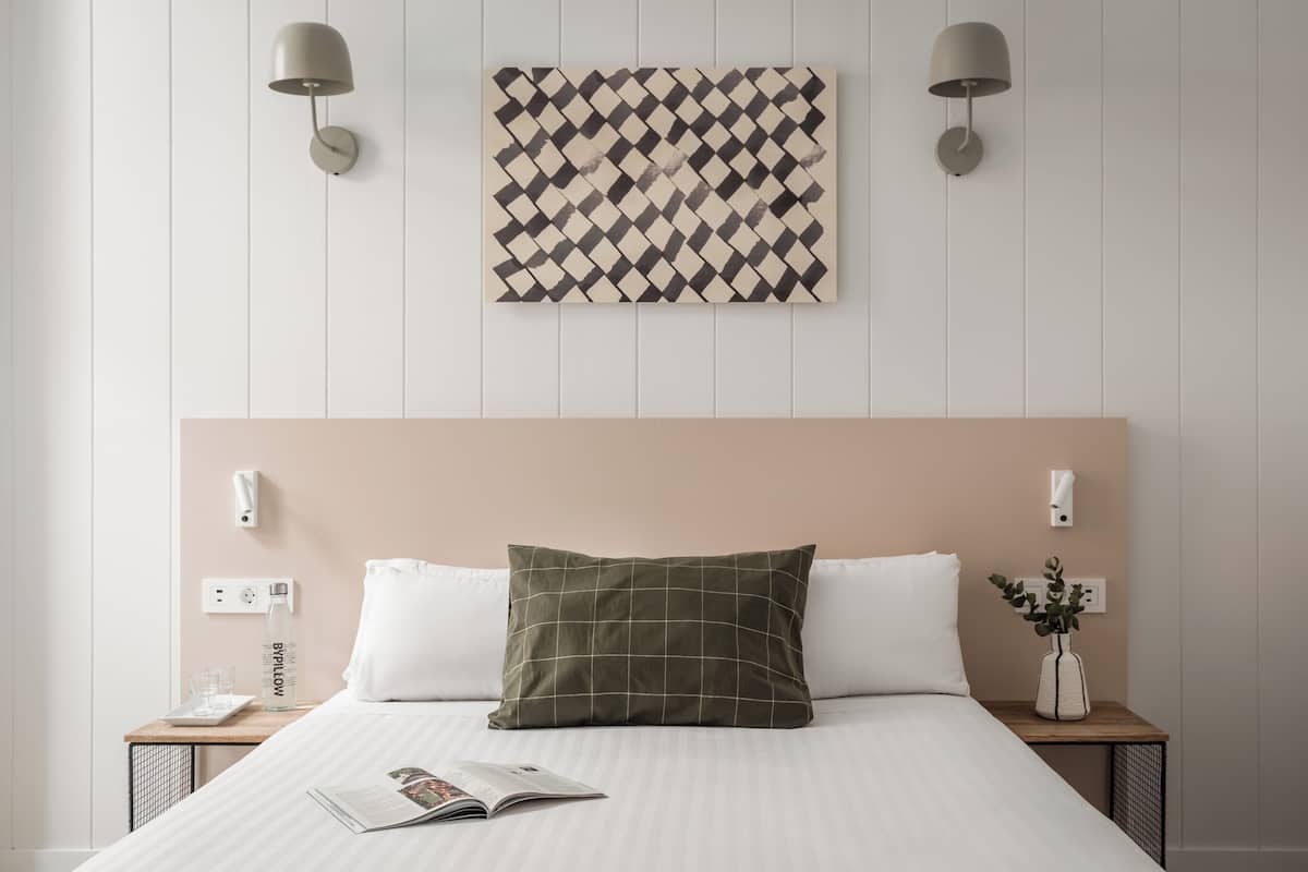 Superior Double Room | In-room safe, blackout drapes, free cribs/infant beds, rollaway beds