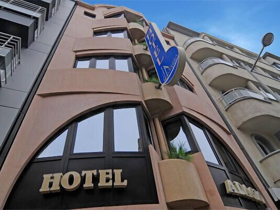 Façade de lâhĂ©bergement