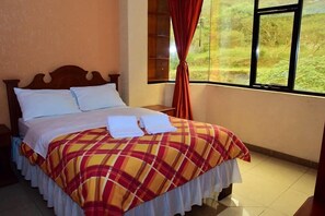 In-room safe, free WiFi - Puerta del Sol Hotel (Baños de Agua Santa)
