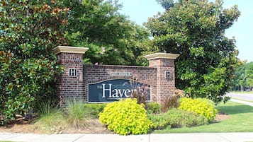 Townhome, 3 Bedrooms | Exterior