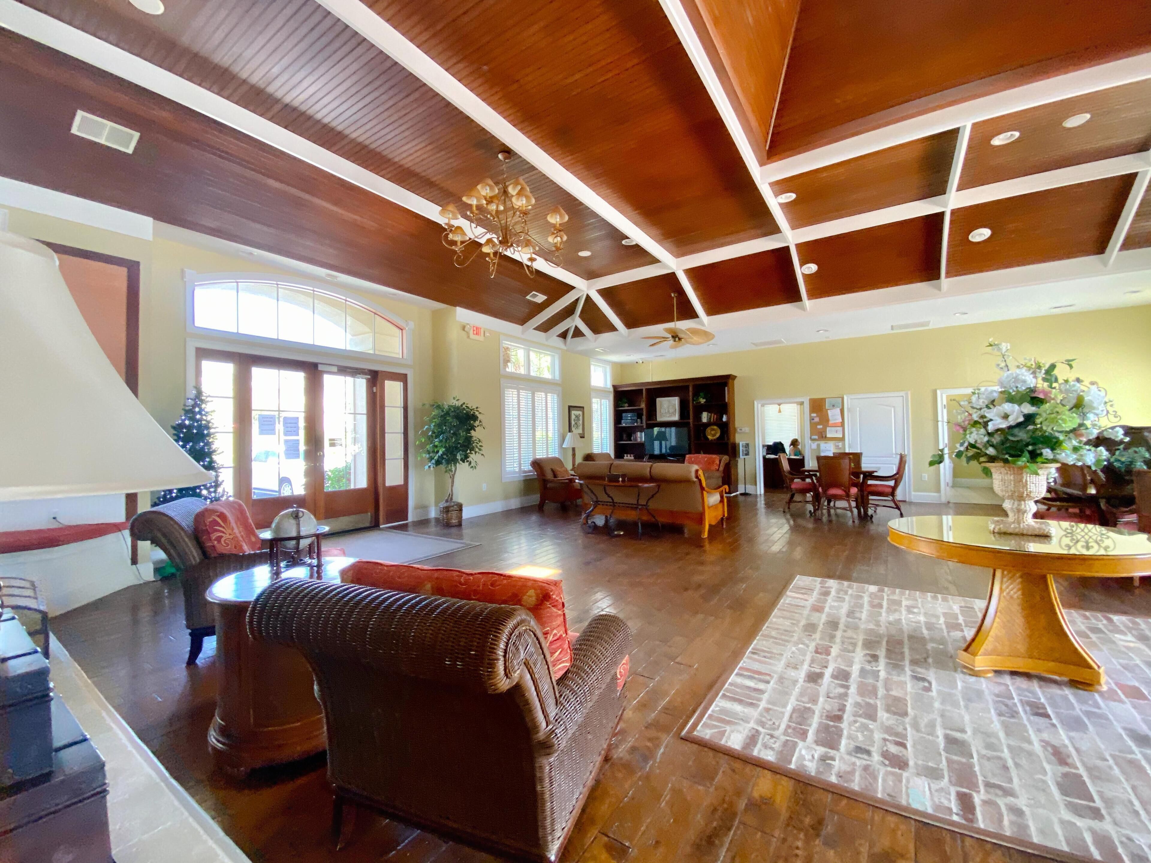 Lejlighed - 4 soveværelser | Stue | Fladskærms-tv