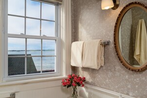 Victoria (No Pets) | Bathroom | Free toiletries, hair dryer, towels, soap