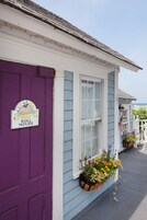 Doll House (Pet Friendly) | Iron/ironing board, bed sheets