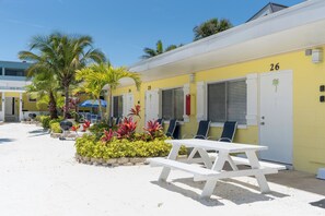 Zimmer, 1 King-Bett und Schlafsofa | Bügeleisen/Bügelbrett, kostenloses WLAN, Bettwäsche