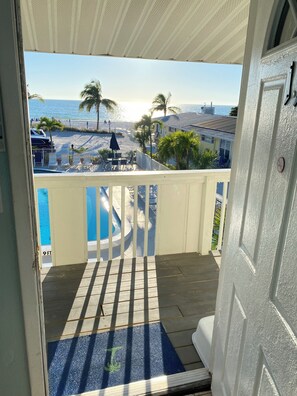 Beachfront 1 Bedroom Deluxe Units #11 & #12 (at White Sands) | Beach/ocean view - Tropical Breeze Beach Club (Holmes Beach)