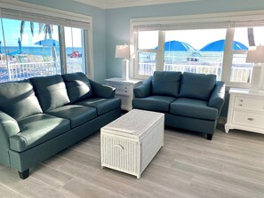 Chambre | Aire de séjour | Téléviseur ACL de 42 po avec télévision par câble, téléviseur