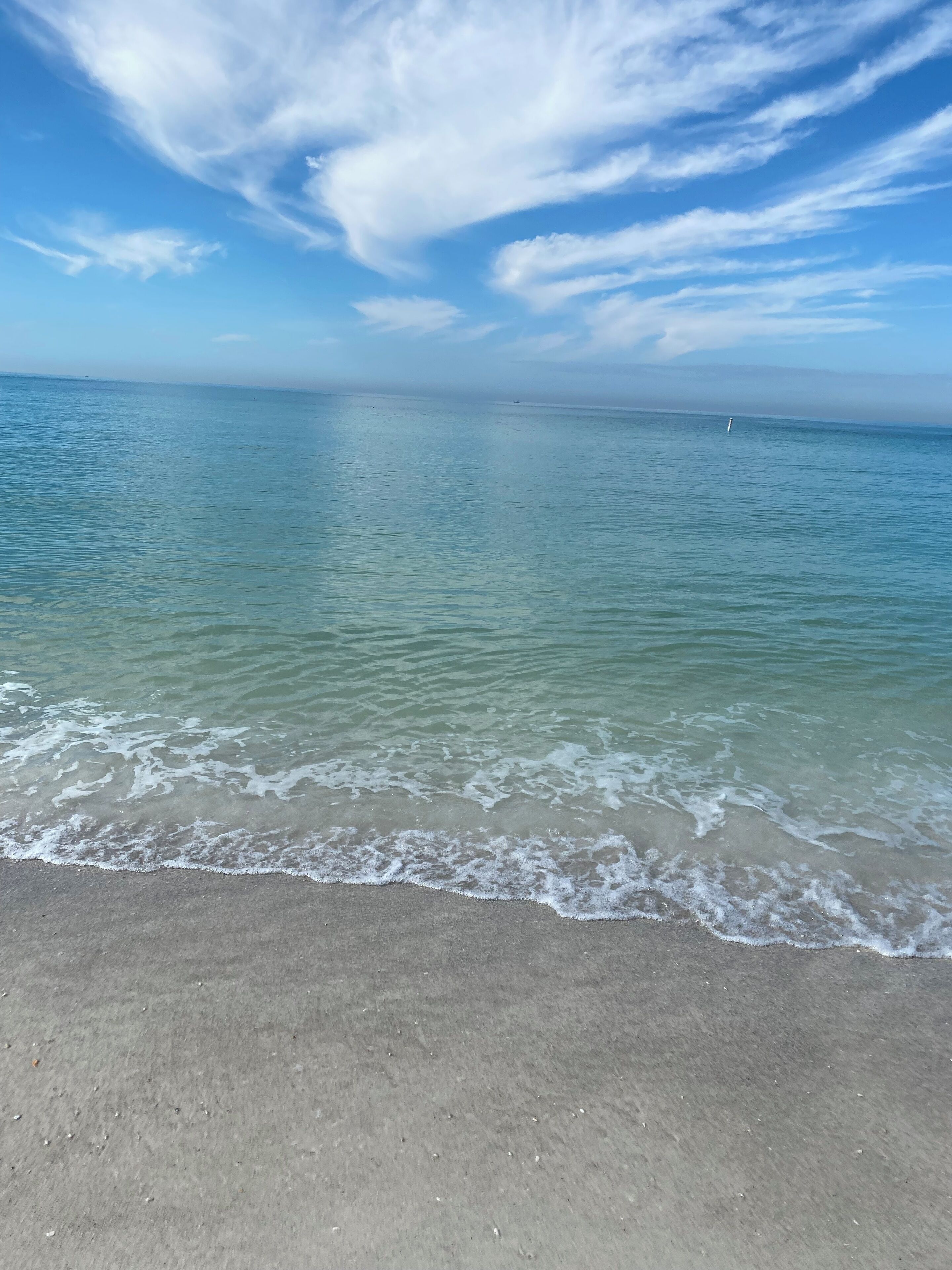 In Strandnähe, weißer Sandstrand