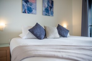 Apartment, 2 Bedrooms | 2 bedrooms, iron/ironing board, bed sheets - Panorama 11 (Whitsundays)