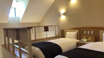 Premium bedding, in-room safe, desk, free WiFi