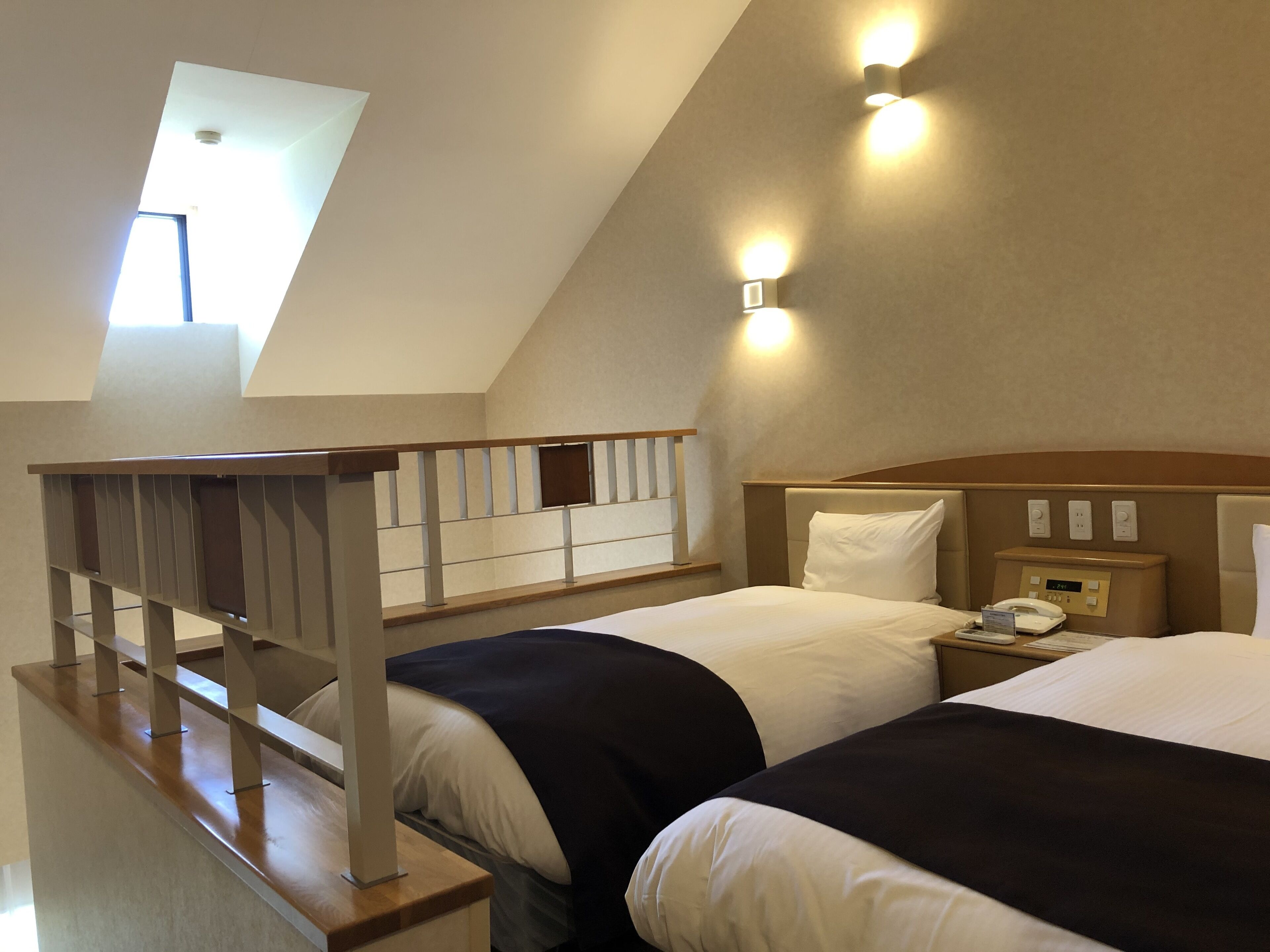 maisonette twin room, mountain view | premium bedding, in-room safe, desk, free wifi