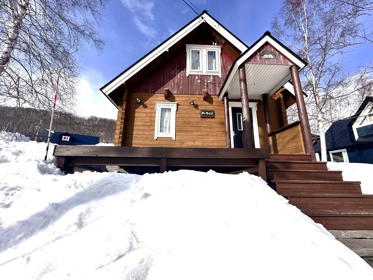 Three Bedroom Loghouse Darwin | Individually decorated, individually furnished, bed sheets