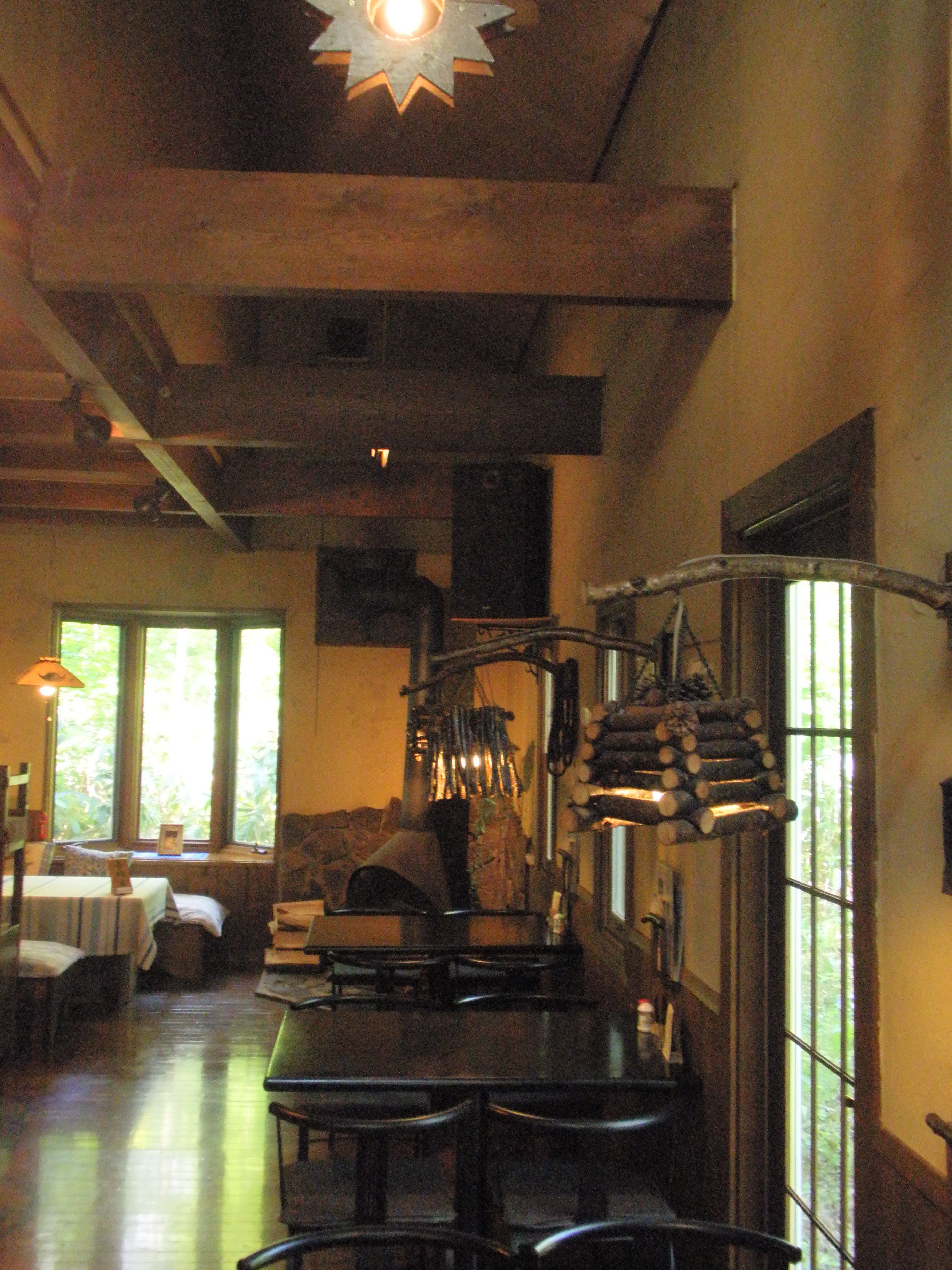 Der serveres frokost og aftensmad