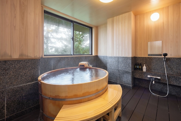 Suite Room with private Onsen, Non Smoking | Bathroom | Combined shower/tub, free toiletries, hair dryer, slippers