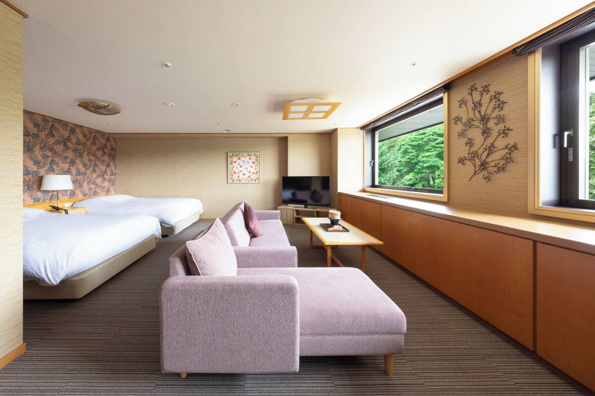 Deluxe Western Twin Rooms, Non Smoking	 (Extra Bed for 3rd Person) 
