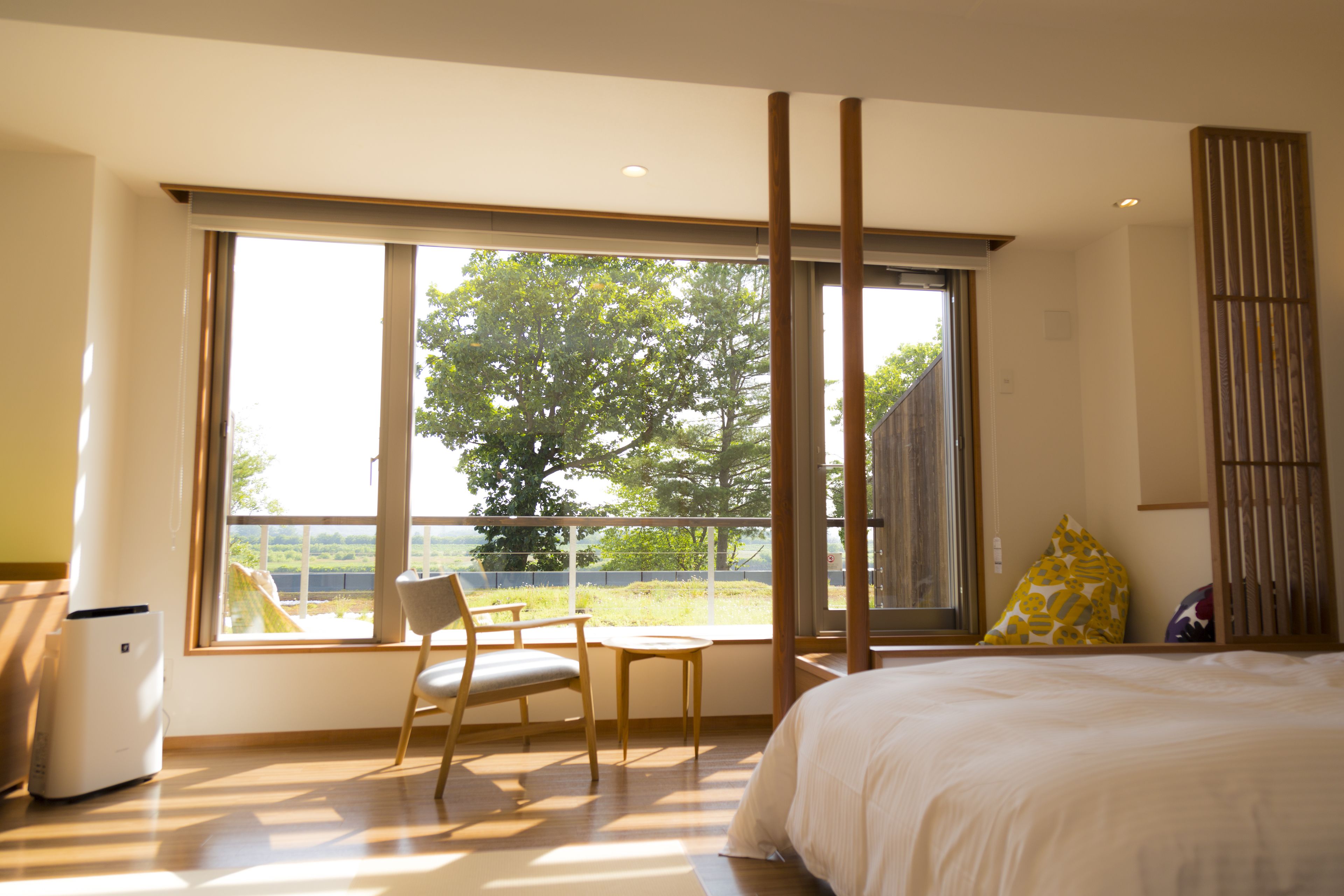 Japanese Western Style Room 40sqm with Balcony River View (Japanese Kaiseki Dinner/Morning Buffet) | In-room safe, iron/ironing board, free WiFi, bed sheets