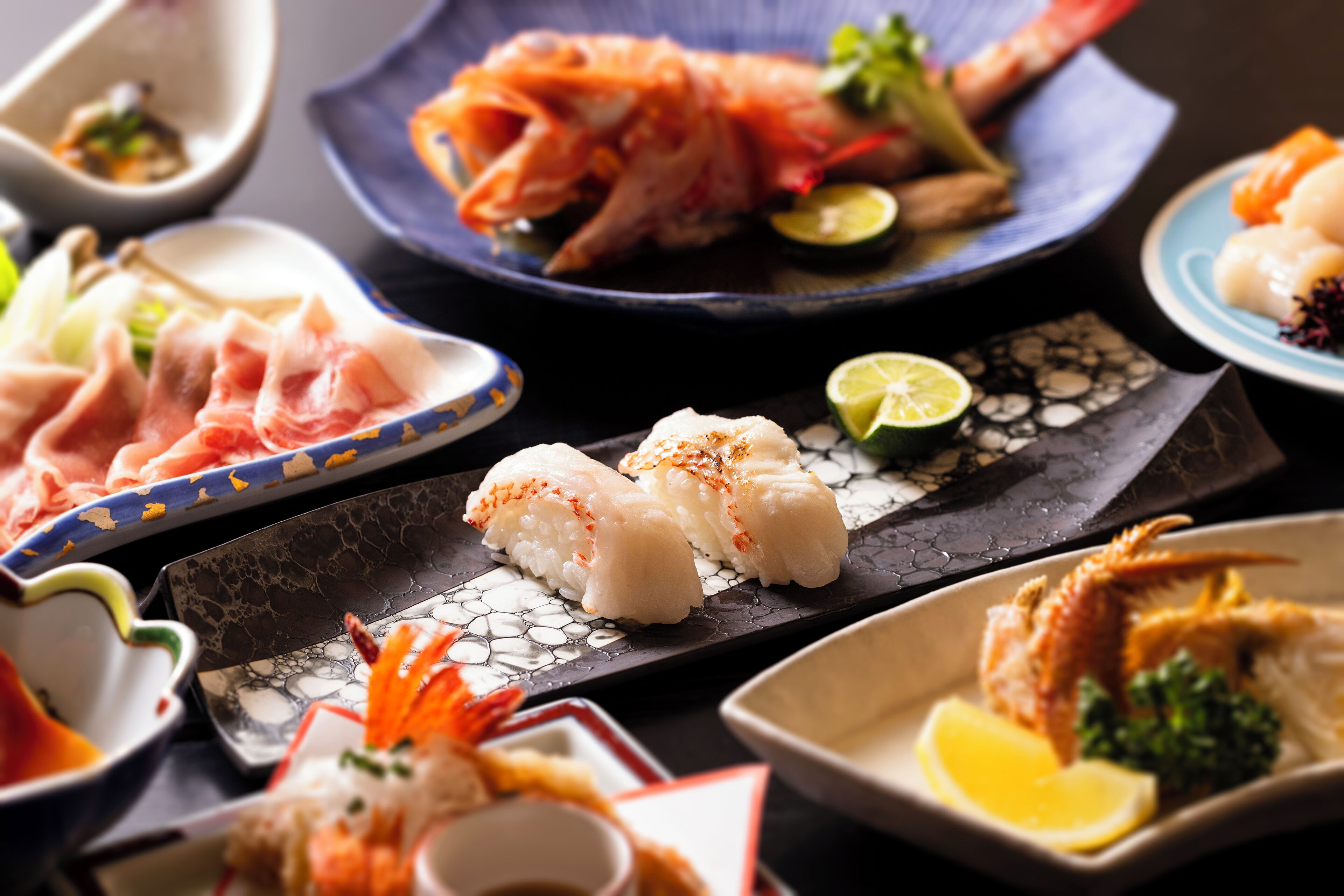 breakfast, lunch and dinner served