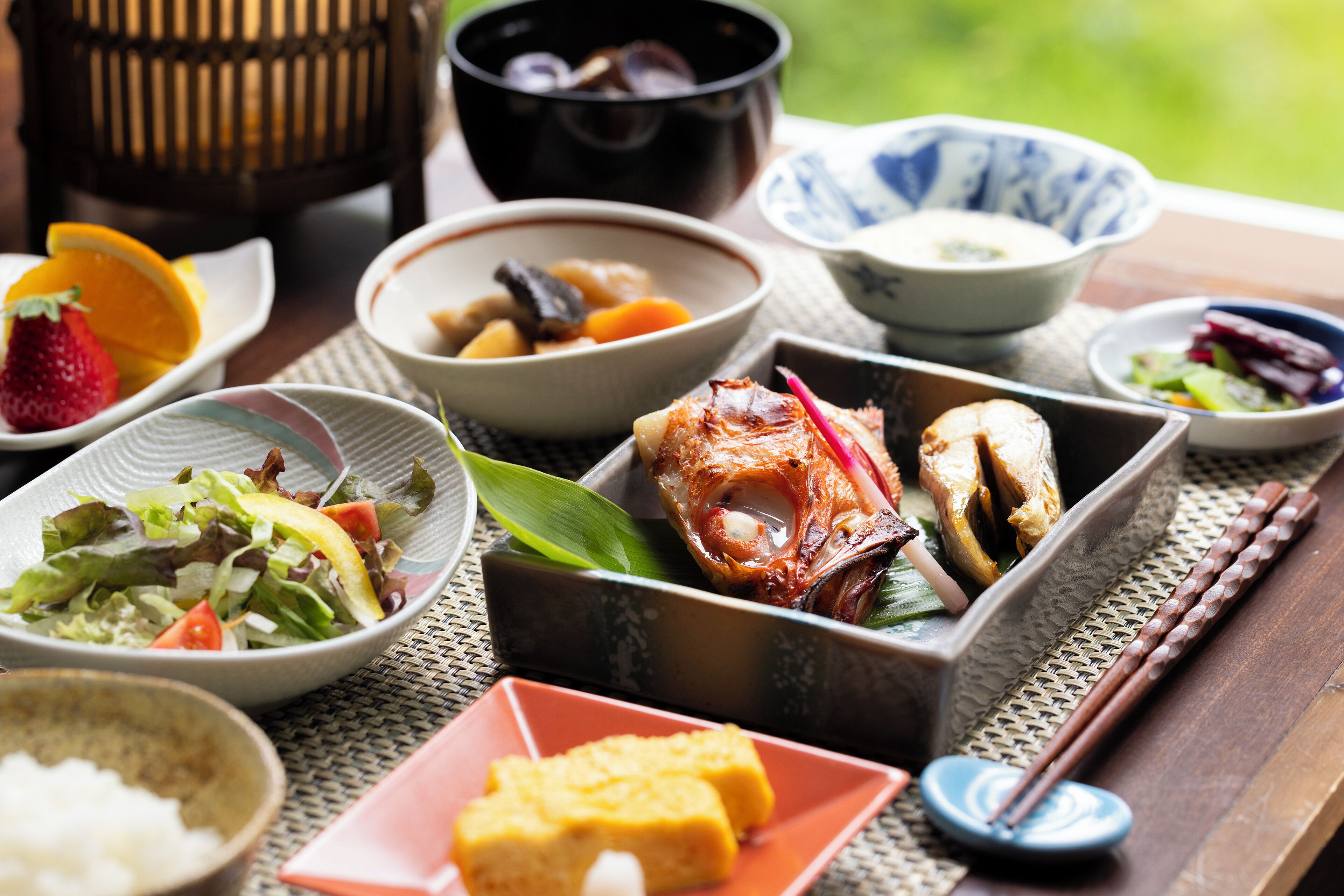 daily full breakfast (jpy 1500 per person)