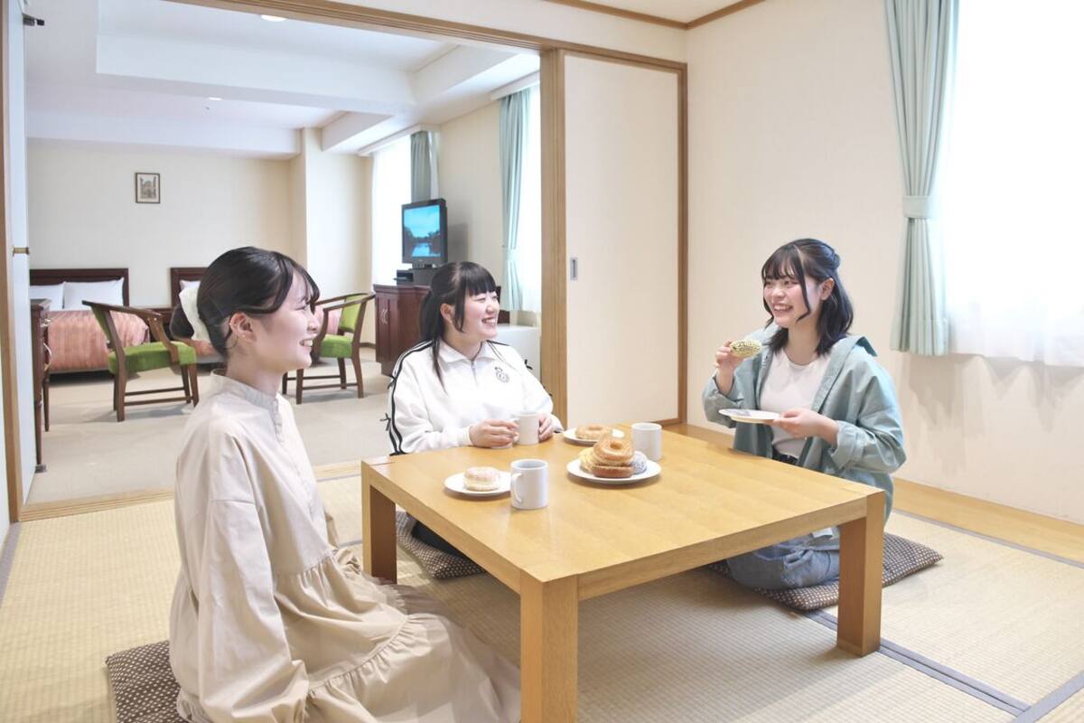 お食事