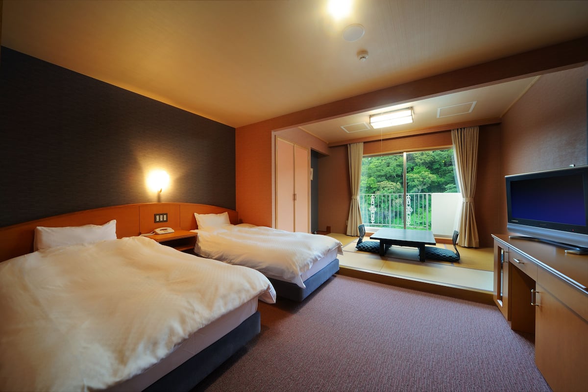In-room safe, desk, iron/ironing board, free WiFi