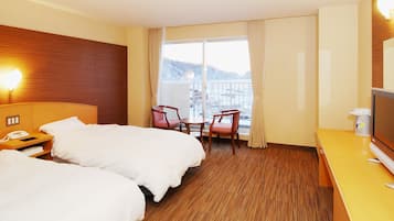 In-room safe, iron/ironing board, free WiFi, bed sheets