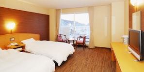 In-room safe, iron/ironing board, free WiFi, bed sheets