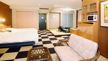 In-room safe, iron/ironing board, free WiFi, bed sheets