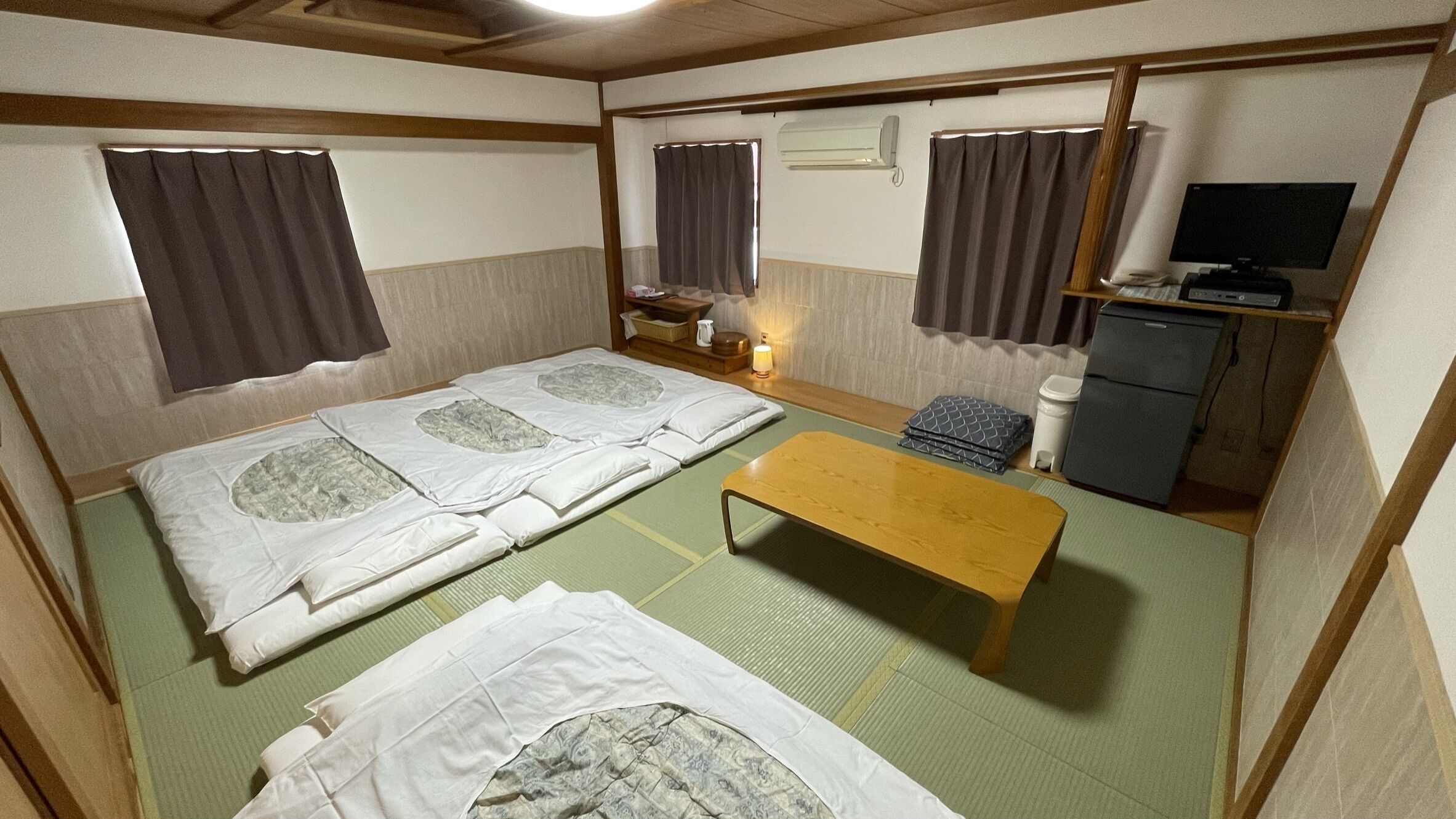 Chambre traditionnelle, non-fumeur (Japanese Style, for 6) | Bureau, accès au Wi-Fi (inclus), literie fournie