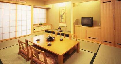 Sapporo Sumire Hotel