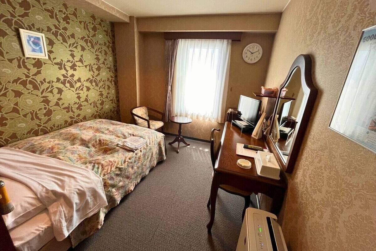 Semi Double Room, City View | Desk, WiFi (free)