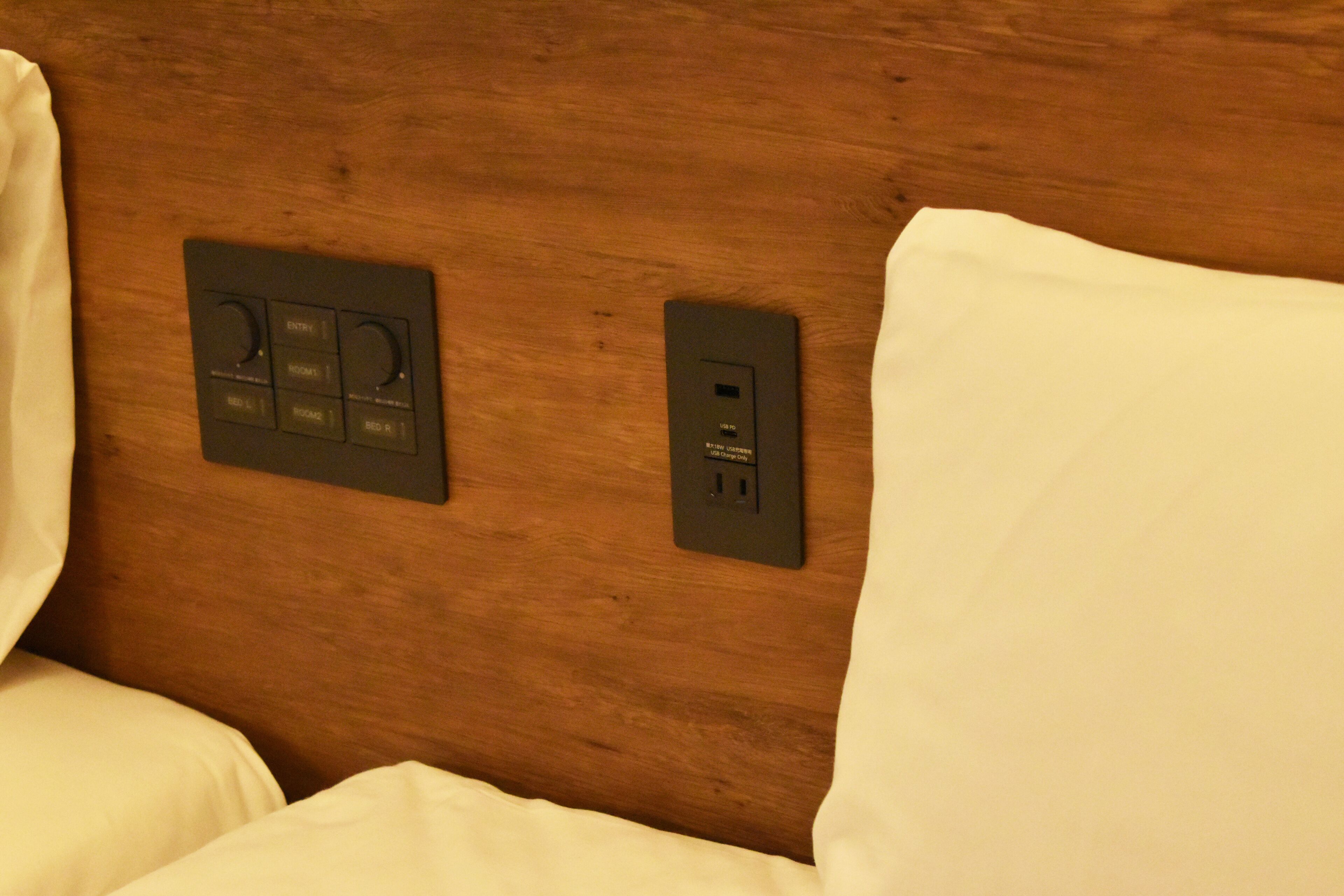 in-room safe, desk, free wifi