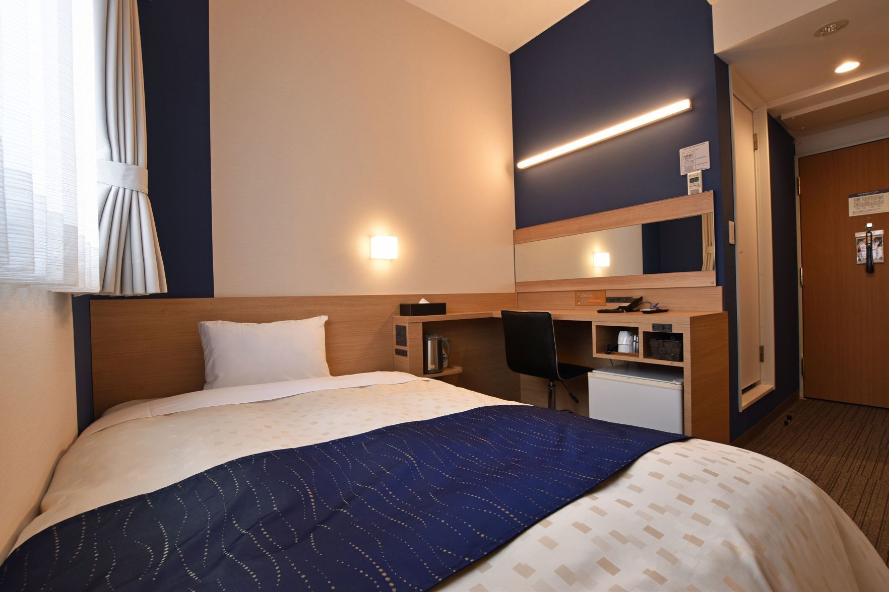 In-room safe, desk, laptop workspace, free WiFi