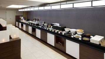 Sarapan prasmanan