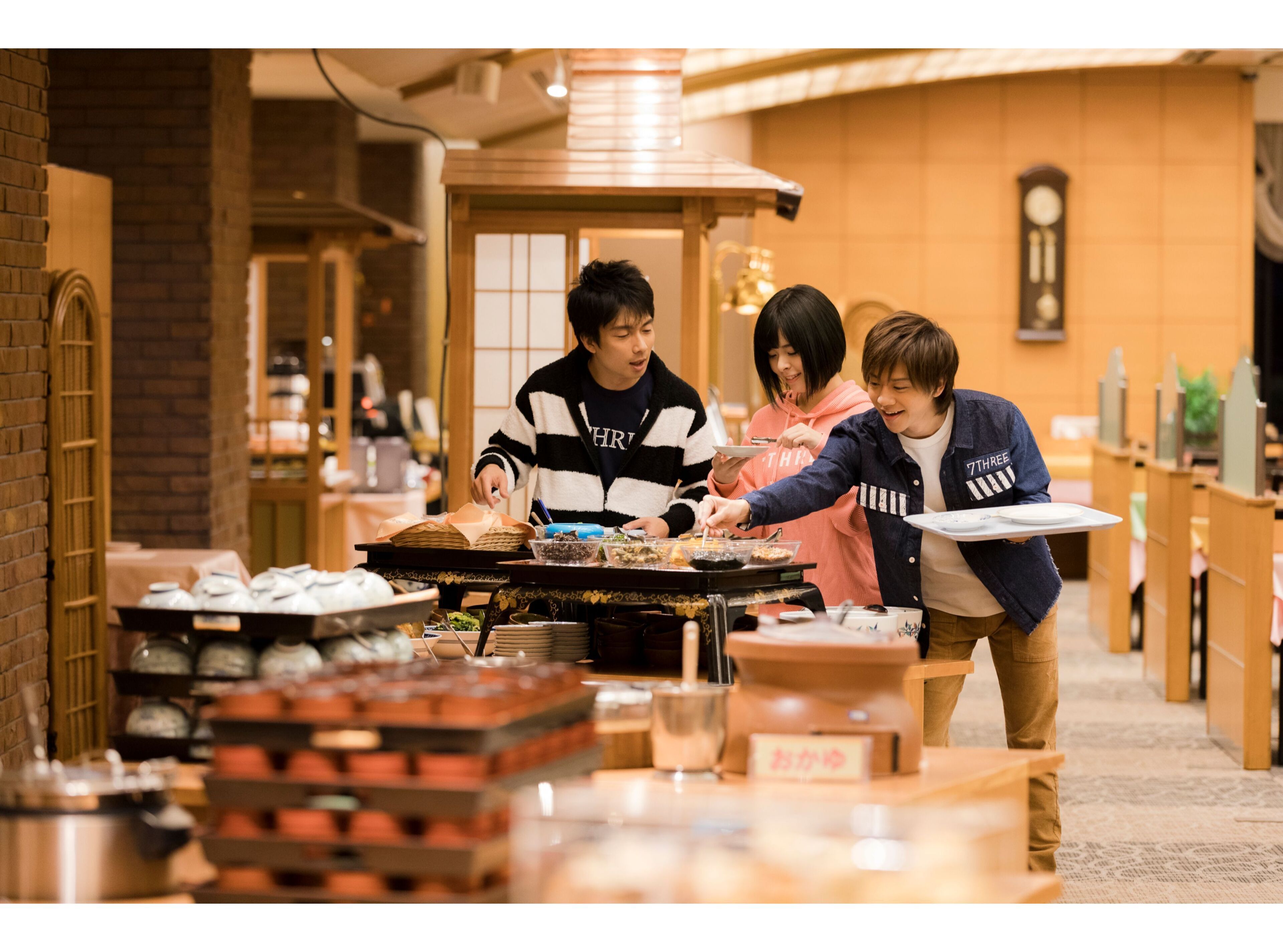 每日供应全套早餐（每人 JPY 2700）