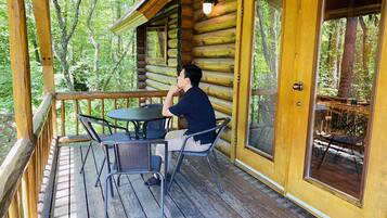 Private Cottage - Log Cabin | Terrace/patio