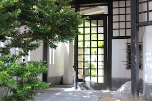 Fachada da propriedade