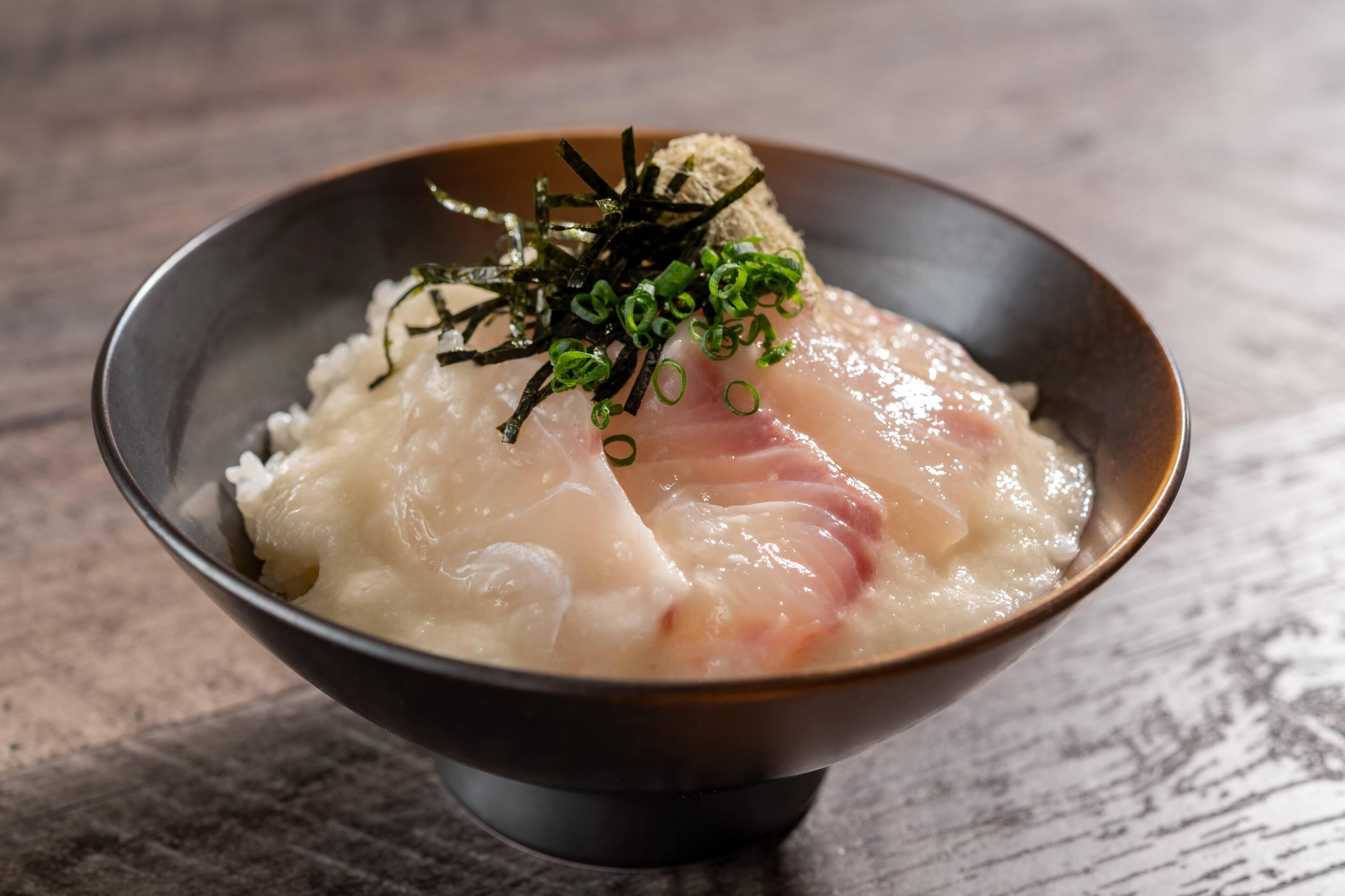 朝食 (ビュッフェ)、毎日提供 (有料)