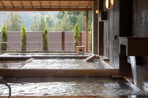 Body treatments, aromatherapy, facials