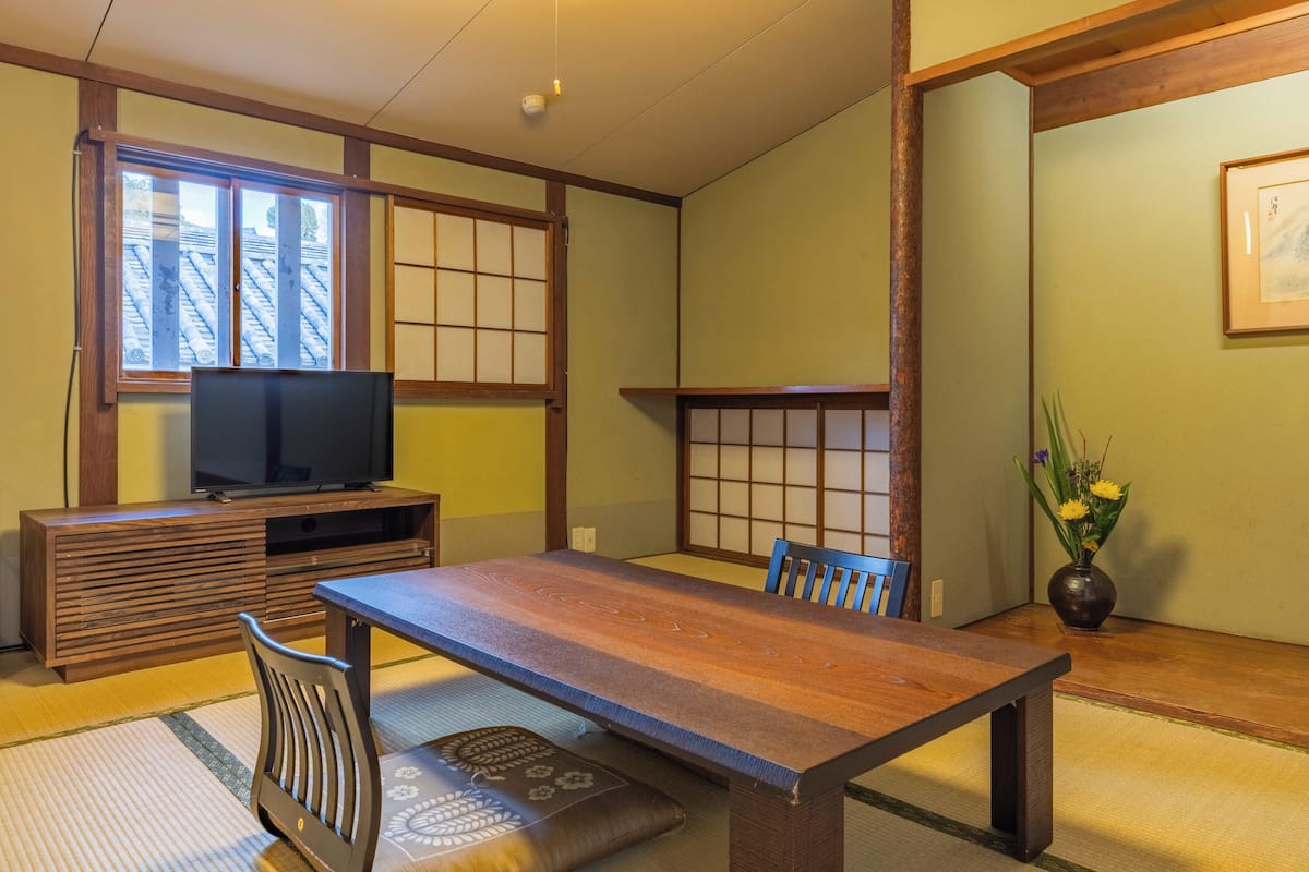 Traditional-Zimmer (Shared Bathroom, Goukei) | Hochwertige Bettwaren, Daunenbettdecken, kostenloses WLAN, Bettwäsche