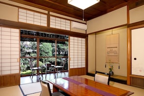 Deluxe Room (Japanese-Style, Kibi) | In-room dining - Ryori Ryokan Tsurugata (Kurashiki)