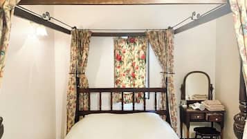 Traditional British Cottage Annex | Bed sheets
