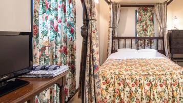 Cottage Tradition (British, Annex) | Draps fournis