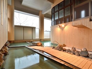 Hot springs - Kinkiyu Hotel (Teshikaga)