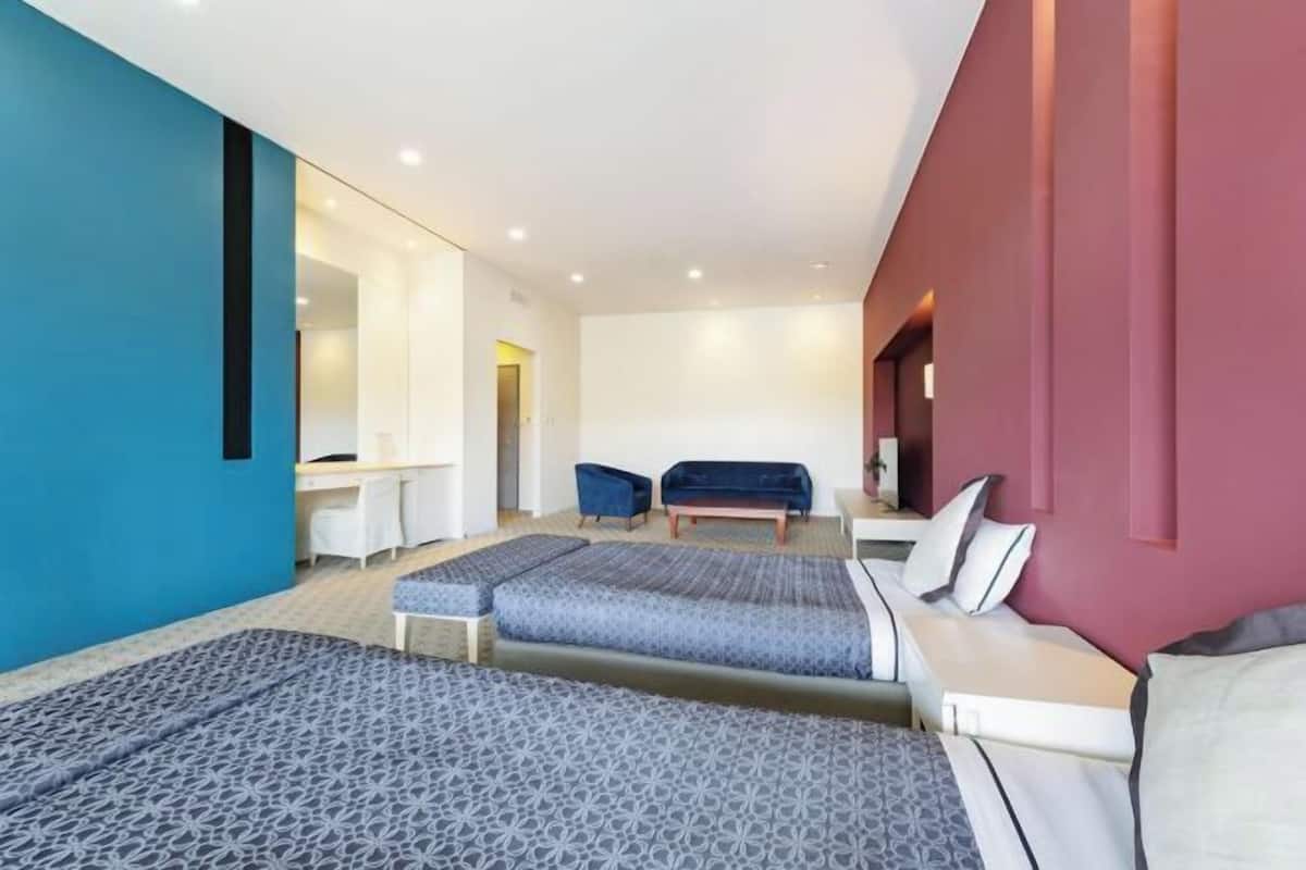 Coffres-forts dans les chambres, Wi-Fi gratuit, draps fournis